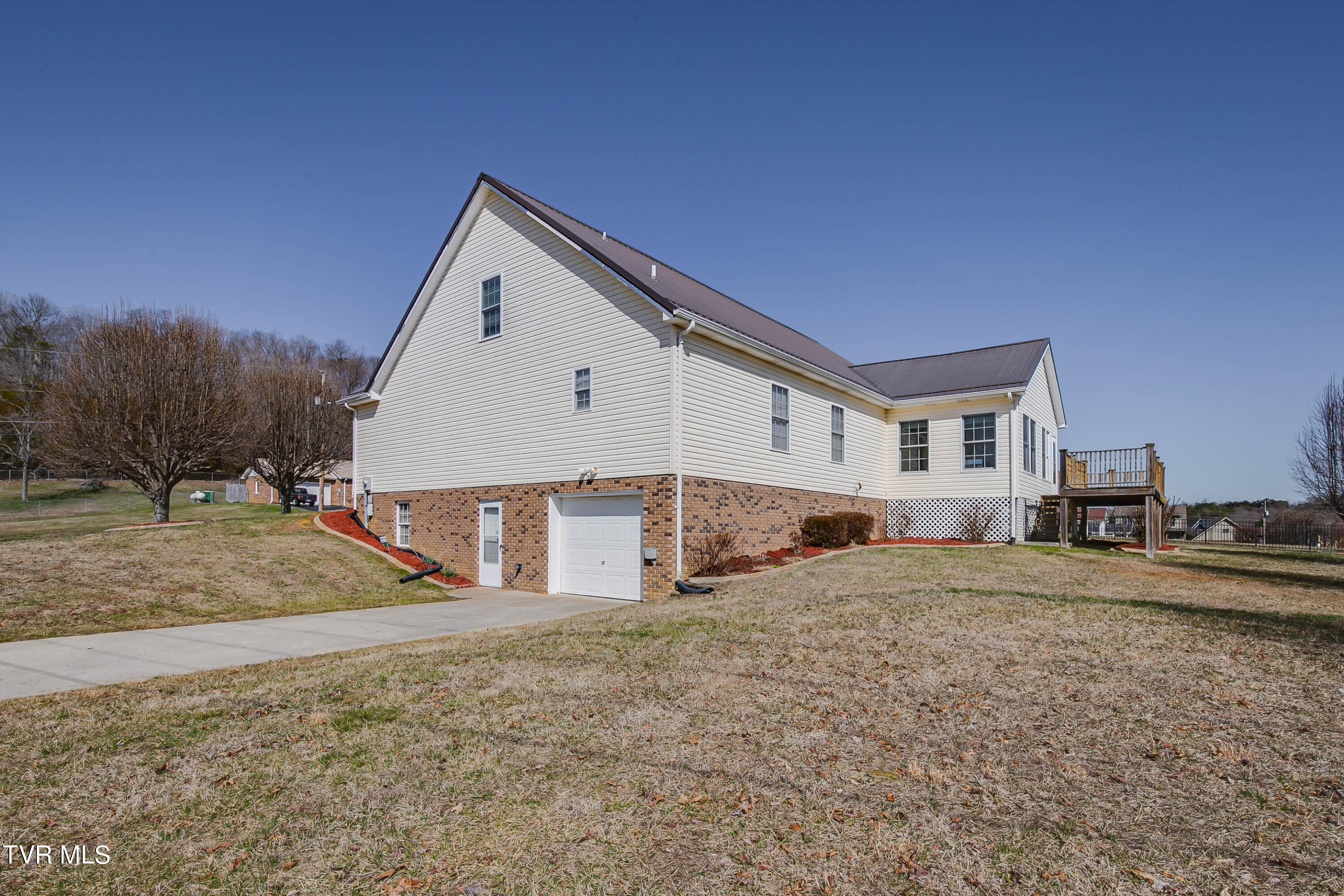 3947 Glen Alpine Road Kingsport, TN 37660 - Photo 2 of 31 38-Glen Alpine-38