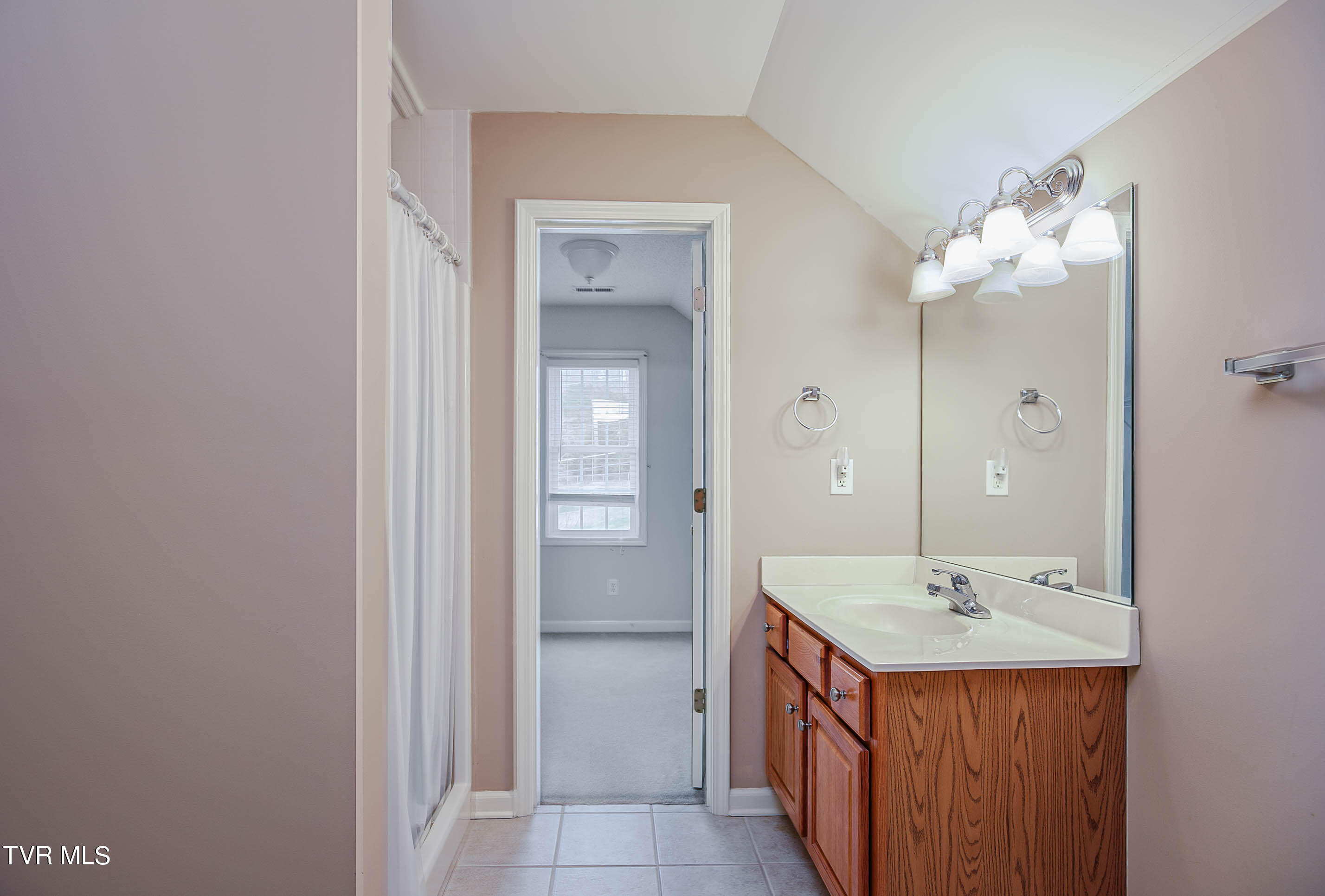 3947 Glen Alpine Road Kingsport, TN 37660 - Photo 21 of 31 30-Glen Alpine-30