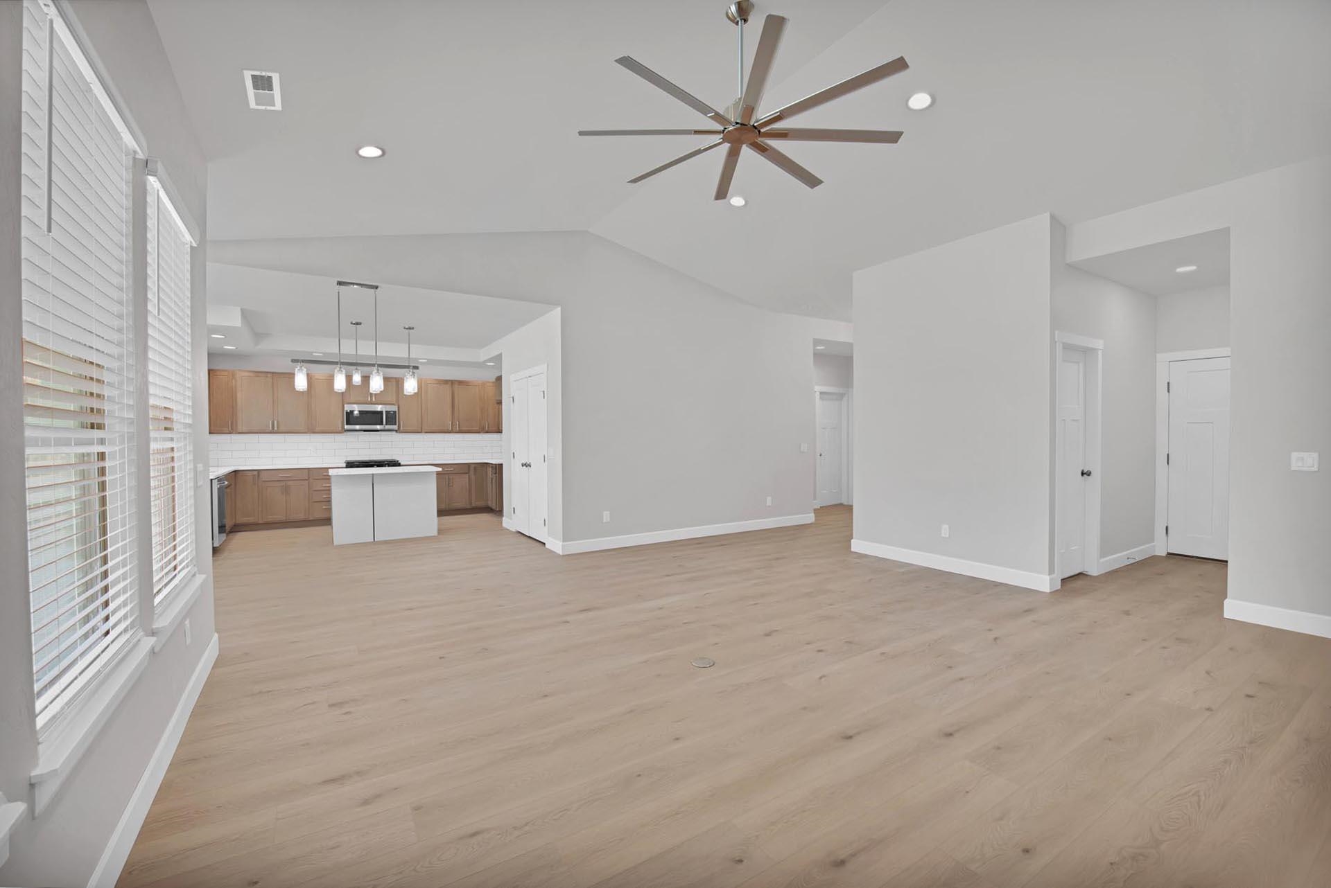 696 Arran Way, Unit B Grand Junction, CO 81504 - Photo 13 of 27