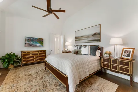 $1,195,000 | 115 Emerald Isle, Montgomery, TX 77316