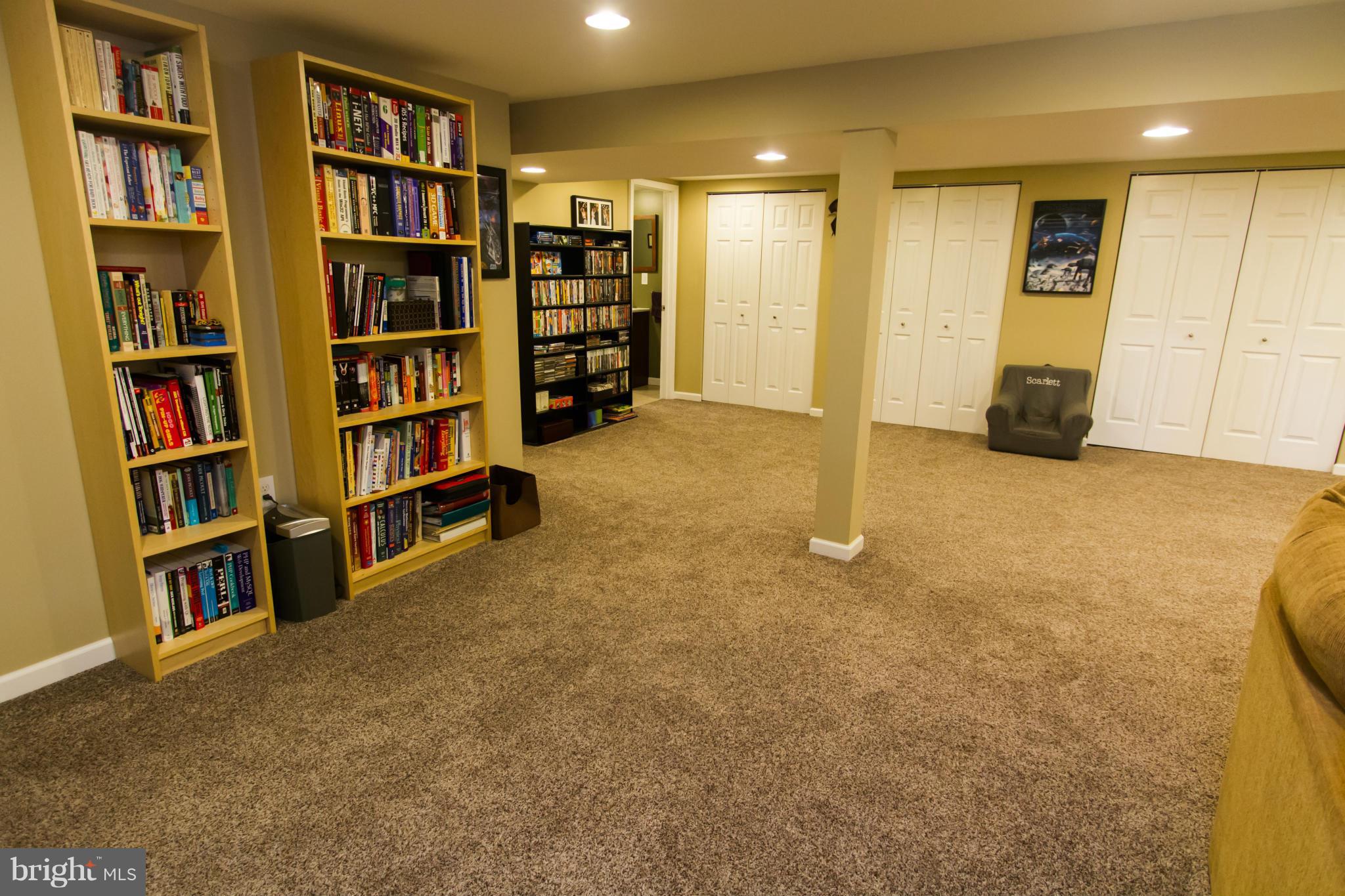 2418 Harwood Road Baltimore, MD 21234 - Photo 17 of 22 Family Room