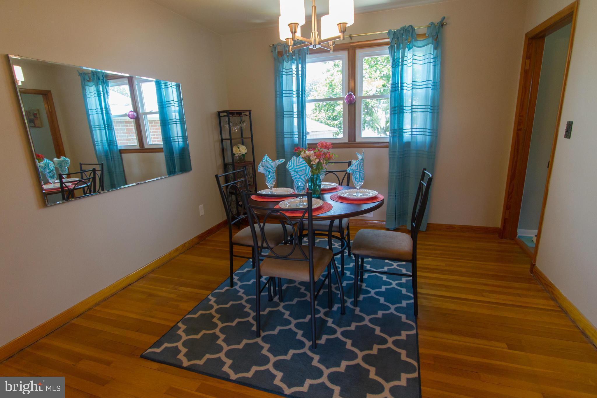 2418 Harwood Road Baltimore, MD 21234 - Photo 9 of 22 Dining Room