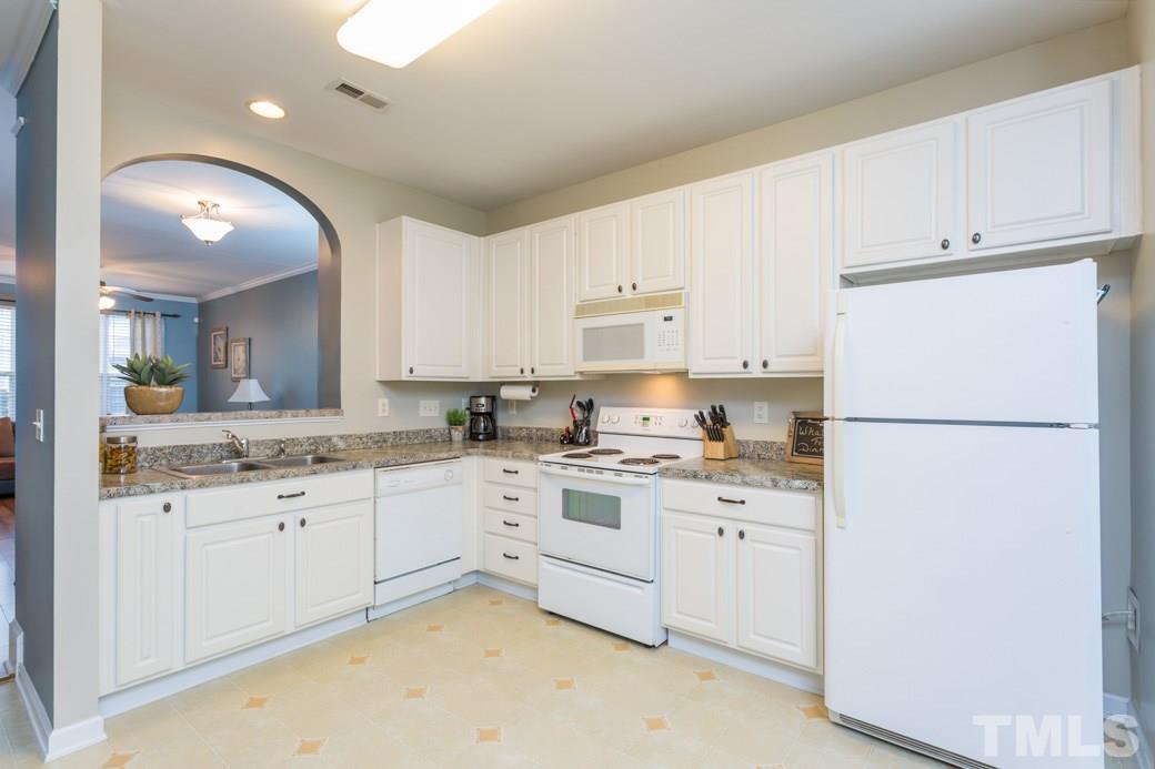 8338 City Loft Court Raleigh, NC 27613 - Photo 10 of 21