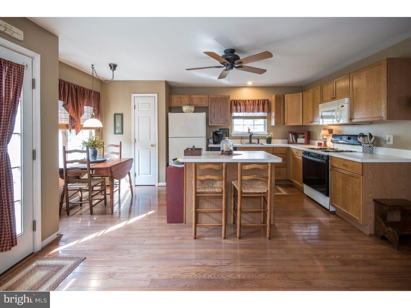 94 Walker Road Royersford, PA 19468 - Photo 3 of 24 Kitchen