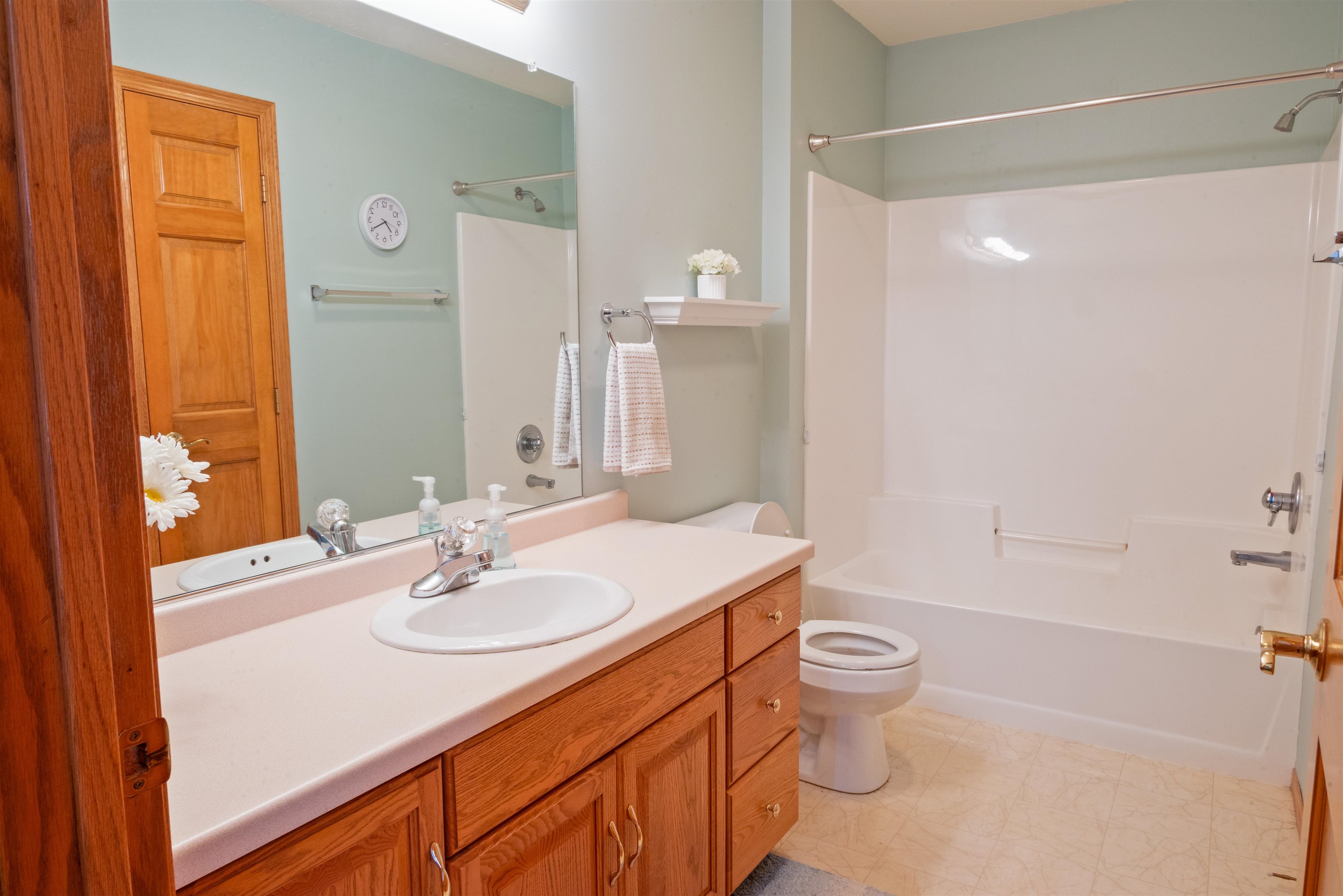 1005 Windtree Drive Appleton, WI 54914 - Photo 6 of 10
