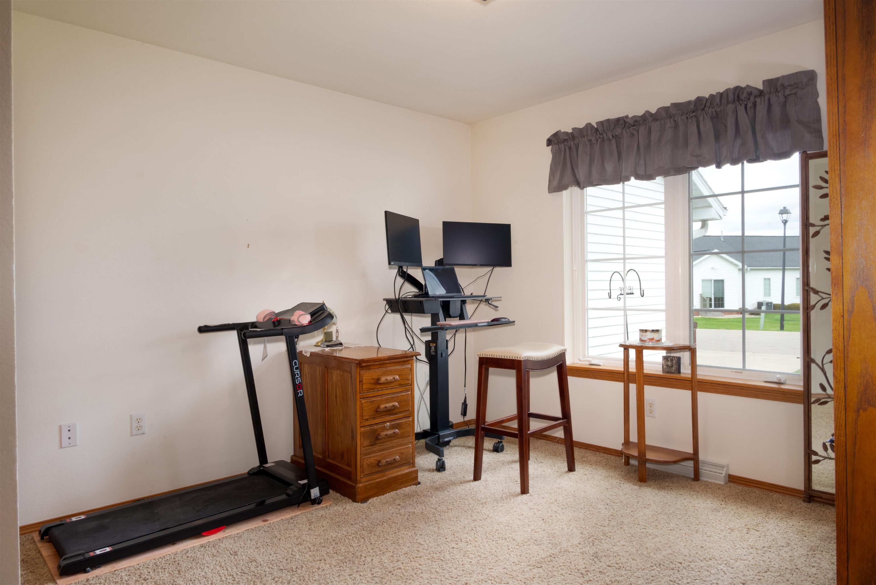 1005 Windtree Drive Appleton, WI 54914 - Photo 7 of 10