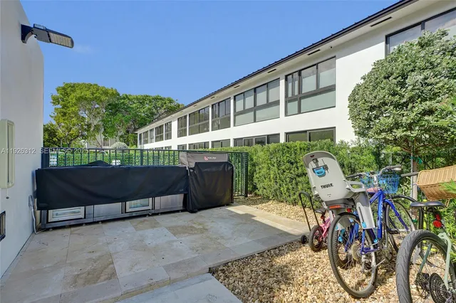 $9,300 | 200 Sunrise Drive, Unit 200A, Key Biscayne, FL 33149