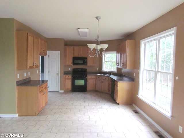 7724 Marianna Road Henrico, VA 23231 - Photo 6 of 19 Kitchen