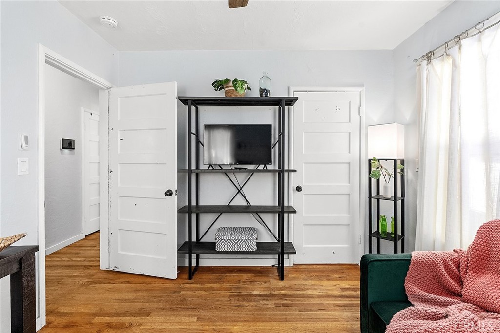1151 Normal Avenue Chico, CA 95928 - Photo 22 of 32 a living room with furniture