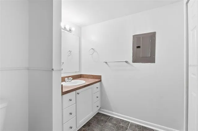 $1,500 | 1799 North Highland Avenue, Unit 168, Clearwater, FL 33755