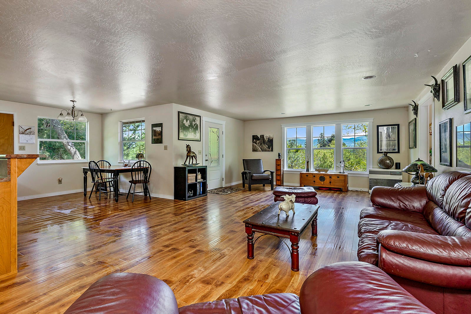 855 Holton Road Talent, OR 97540 - Photo 14 of 78 14