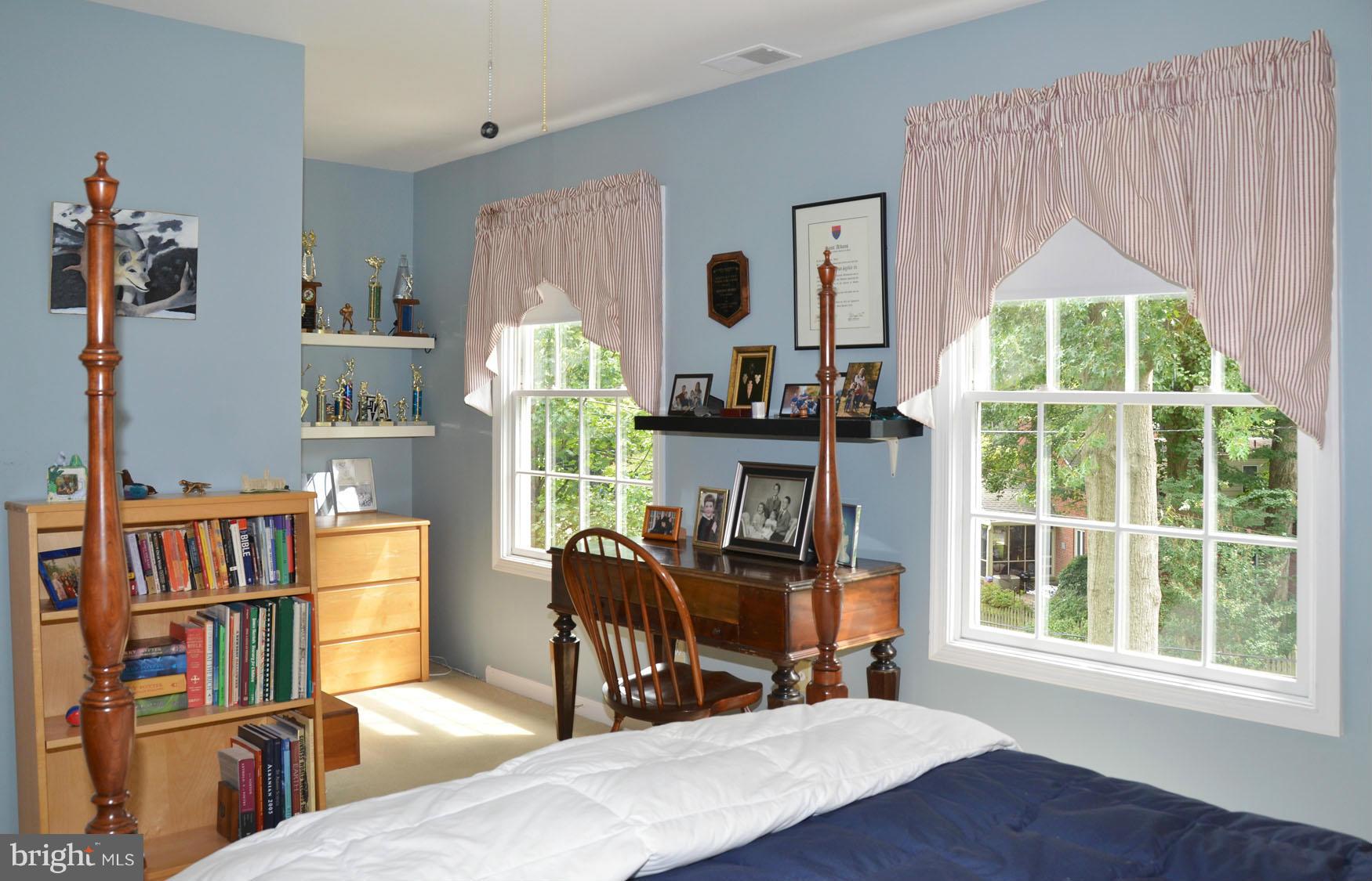 5605 Chesterbrook Road Bethesda, MD 20816 - Photo 22 of 30 Bedroom