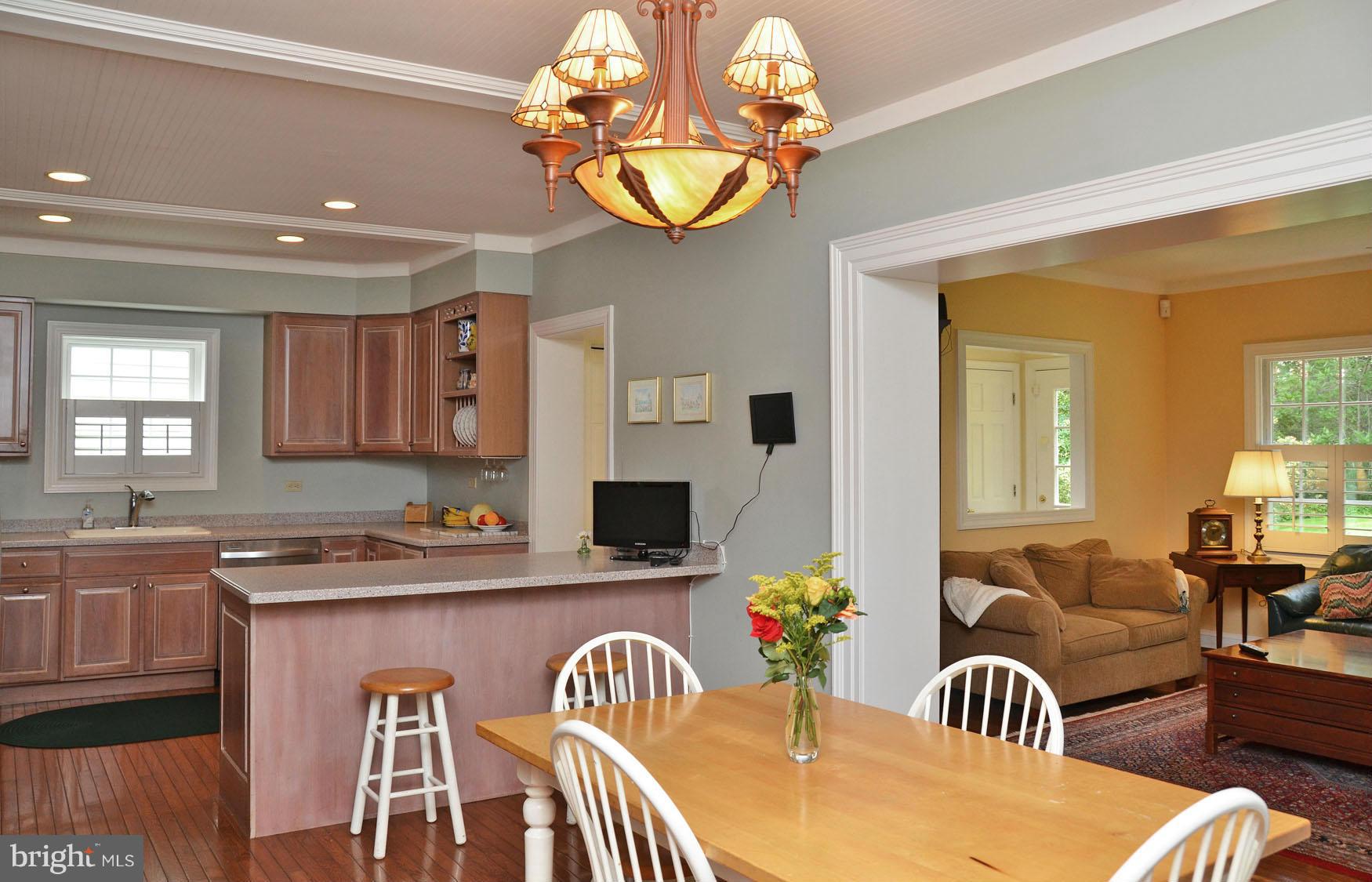 5605 Chesterbrook Road Bethesda, MD 20816 - Photo 8 of 30 Kitchen