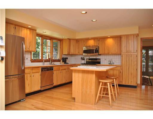 36 Todd Brook Road Freeport, ME 04032 - Photo 4 of 25 Kitchen.