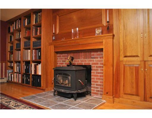 36 Todd Brook Road Freeport, ME 04032 - Photo 9 of 25 Den/Family/Great Room.