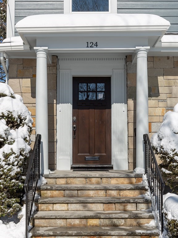 124 Payson Road, Unit 2 Belmont, MA 02478 - Photo 4 of 42 Gallery Image 4