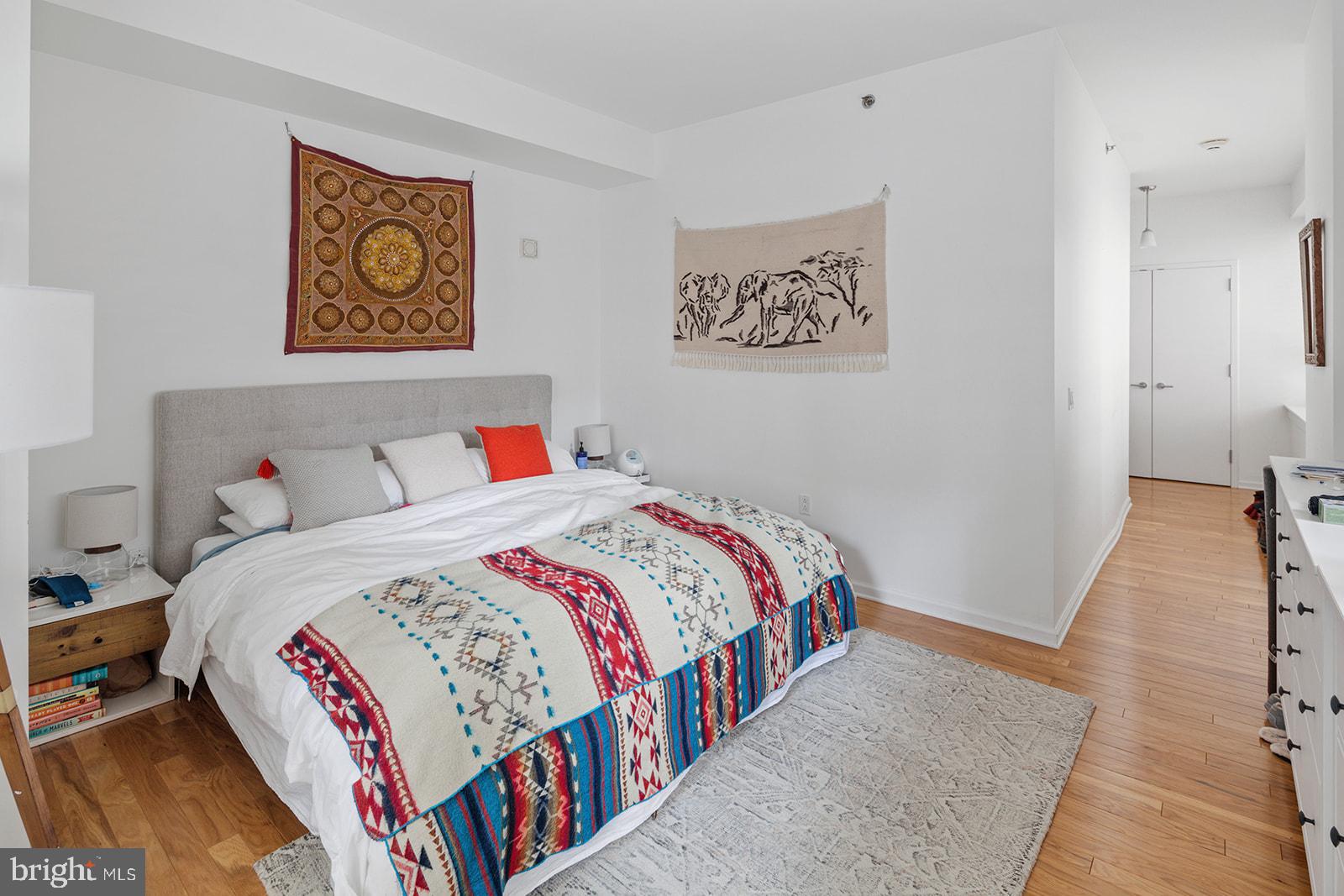 1425 Locust Street, Unit 5C Philadelphia, PA 19102 - Photo 10 of 27 Primary Bedroom