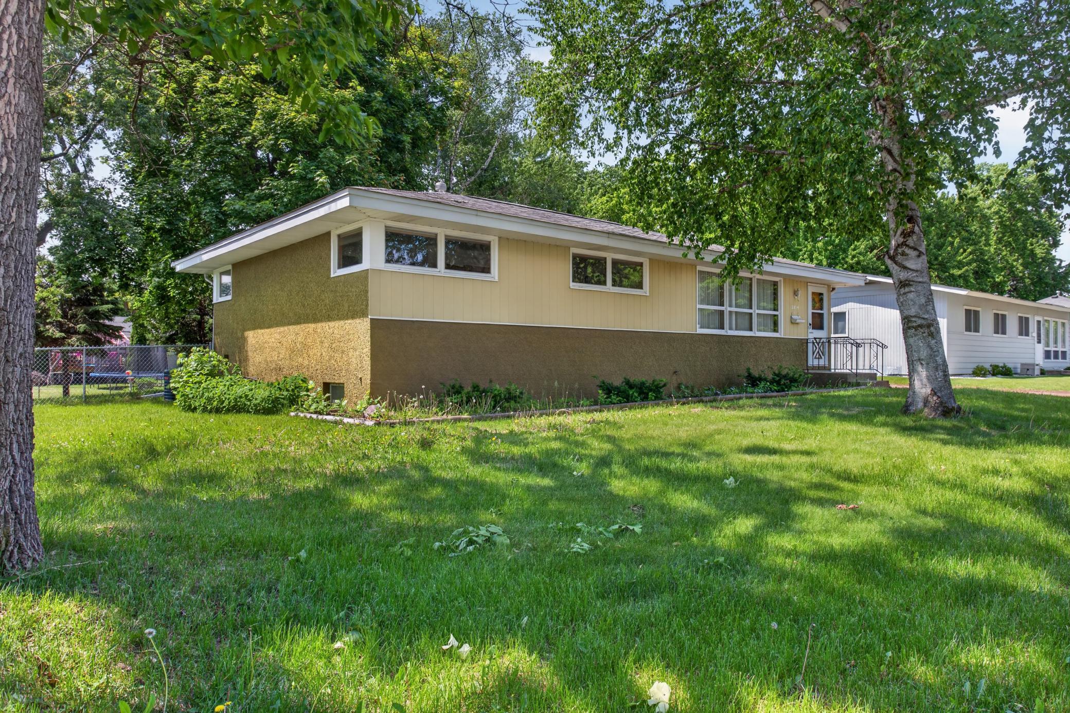 2819 Nash Road Brooklyn Center, MN 55430 - Photo 2 of 27