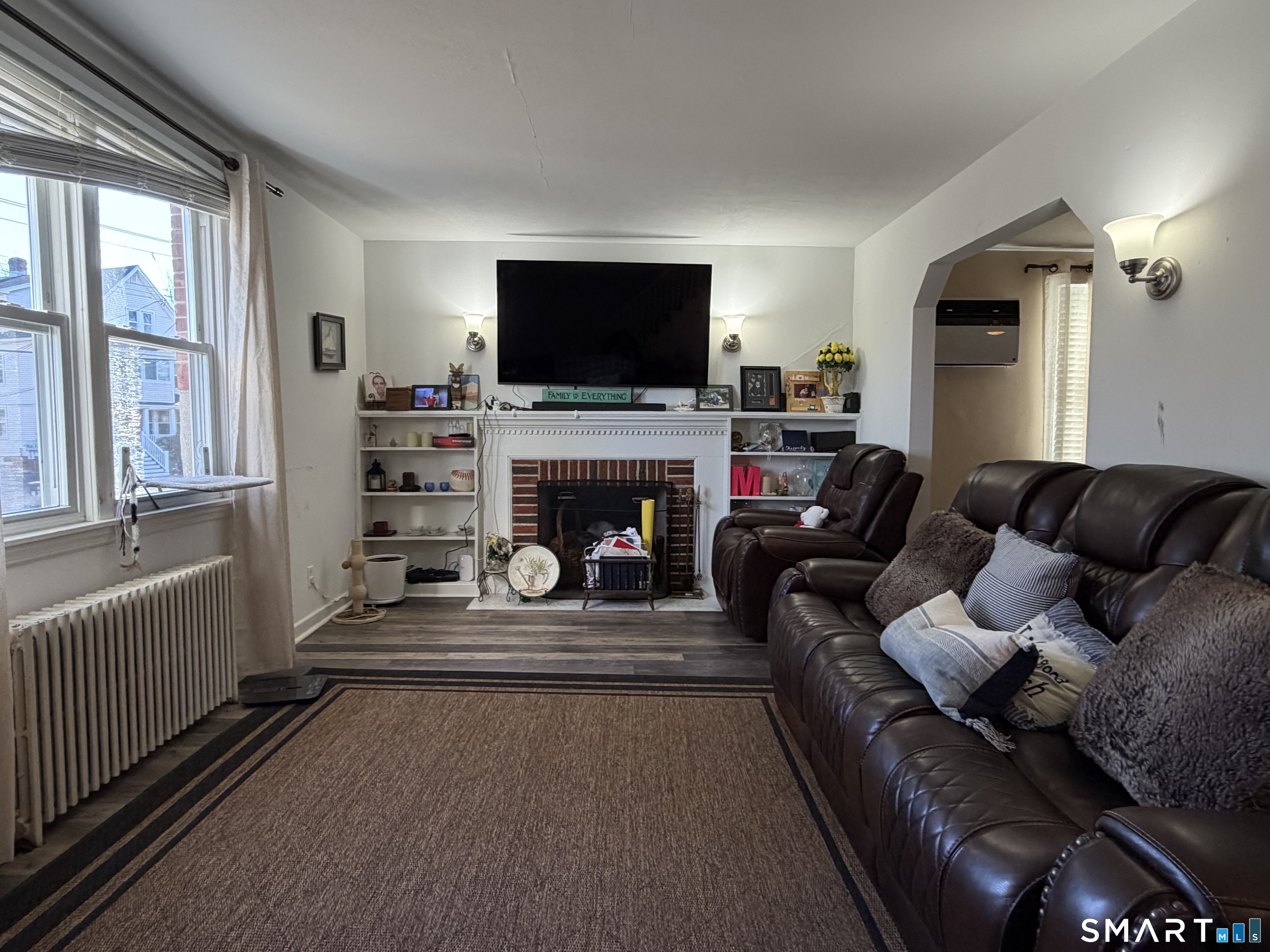 506 Lighthouse Road New Haven, CT 06512 - Photo 9 of 18