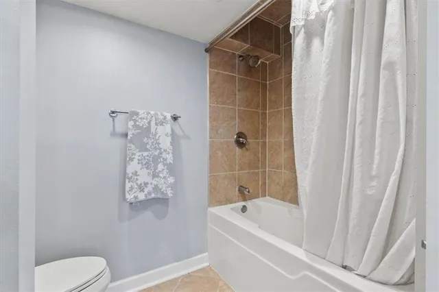 $195,000 | 600 Admiral Boulevard, Unit 904, Kansas City, MO 64106