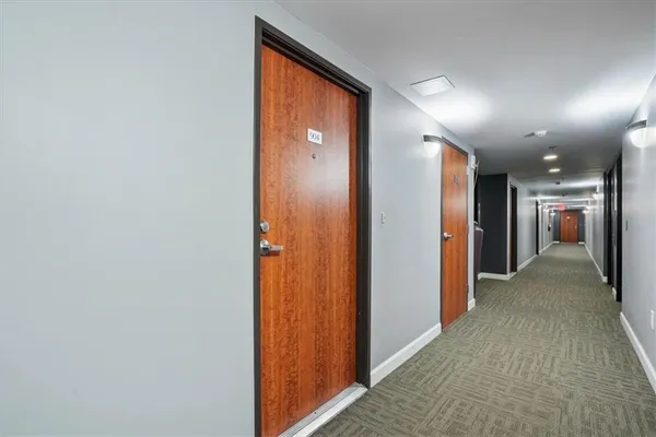 $195,000 | 600 Admiral Boulevard, Unit 904, Kansas City, MO 64106