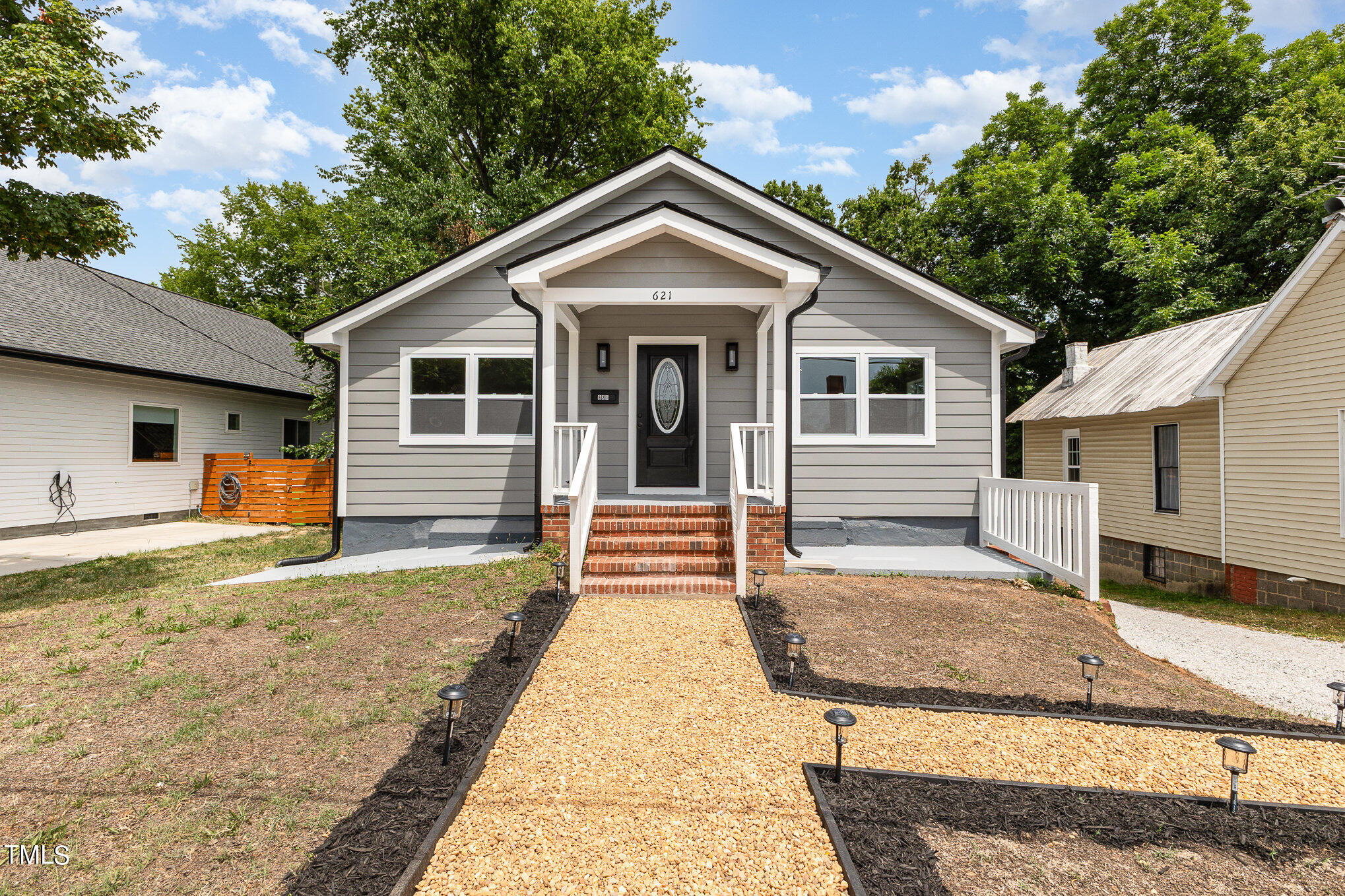 621 Church Street Raleigh, NC 27601 - Photo 3 of 42 3