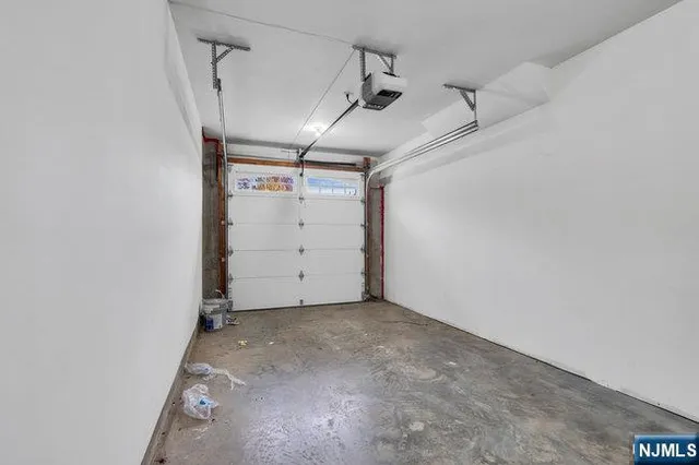 $4,500 | 6 Sotnick Street, Unit 6A, Hawthorne, NJ 07506