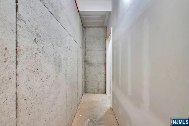 $4,500 | 6 Sotnick Street, Unit 6A, Hawthorne, NJ 07506