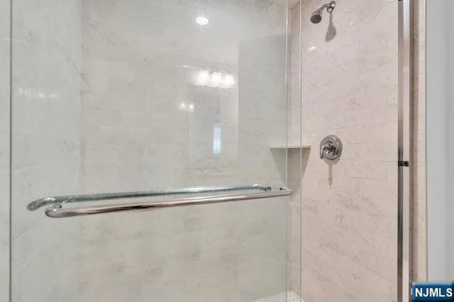 $4,500 | 6 Sotnick Street, Unit 6A, Hawthorne, NJ 07506