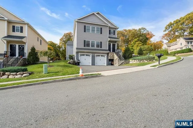 $4,500 | 6 Sotnick Street, Unit 6A, Hawthorne, NJ 07506