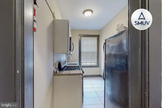 a view of a hallway with elevator