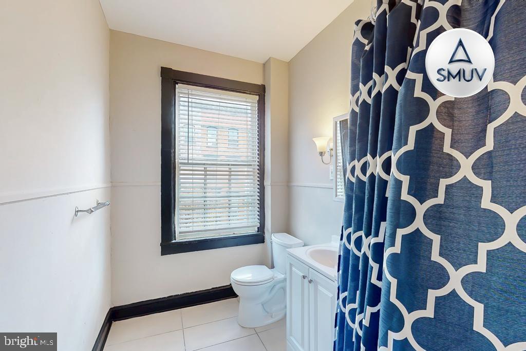 24 East Madison Street, Unit EF Baltimore, MD 21202 - Photo 4 of 23 a view of entryway with wooden floor