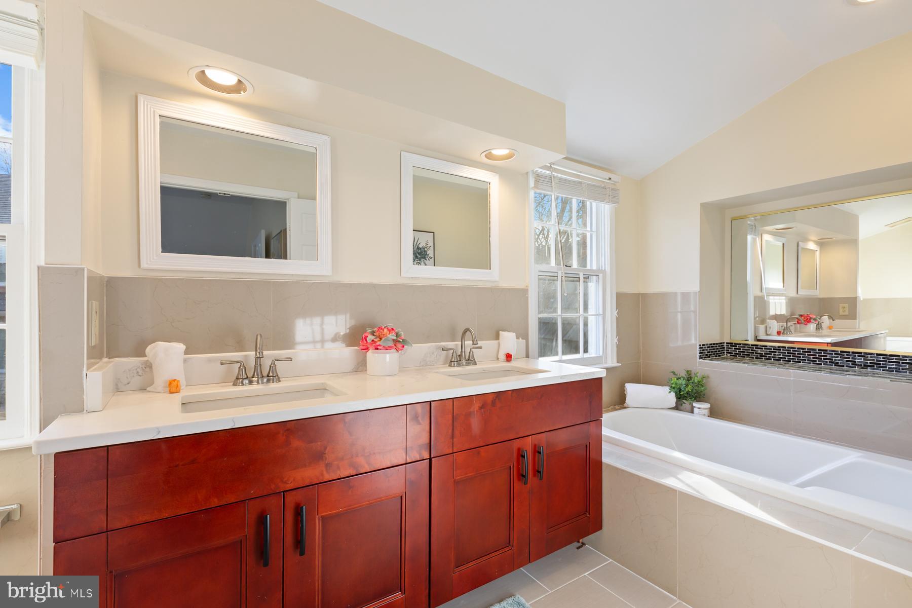 202 Bristol Downs Drive Gaithersburg, MD 20877 - Photo 25 of 48