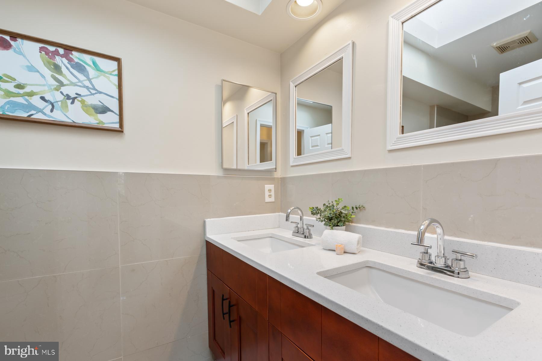 202 Bristol Downs Drive Gaithersburg, MD 20877 - Photo 31 of 48