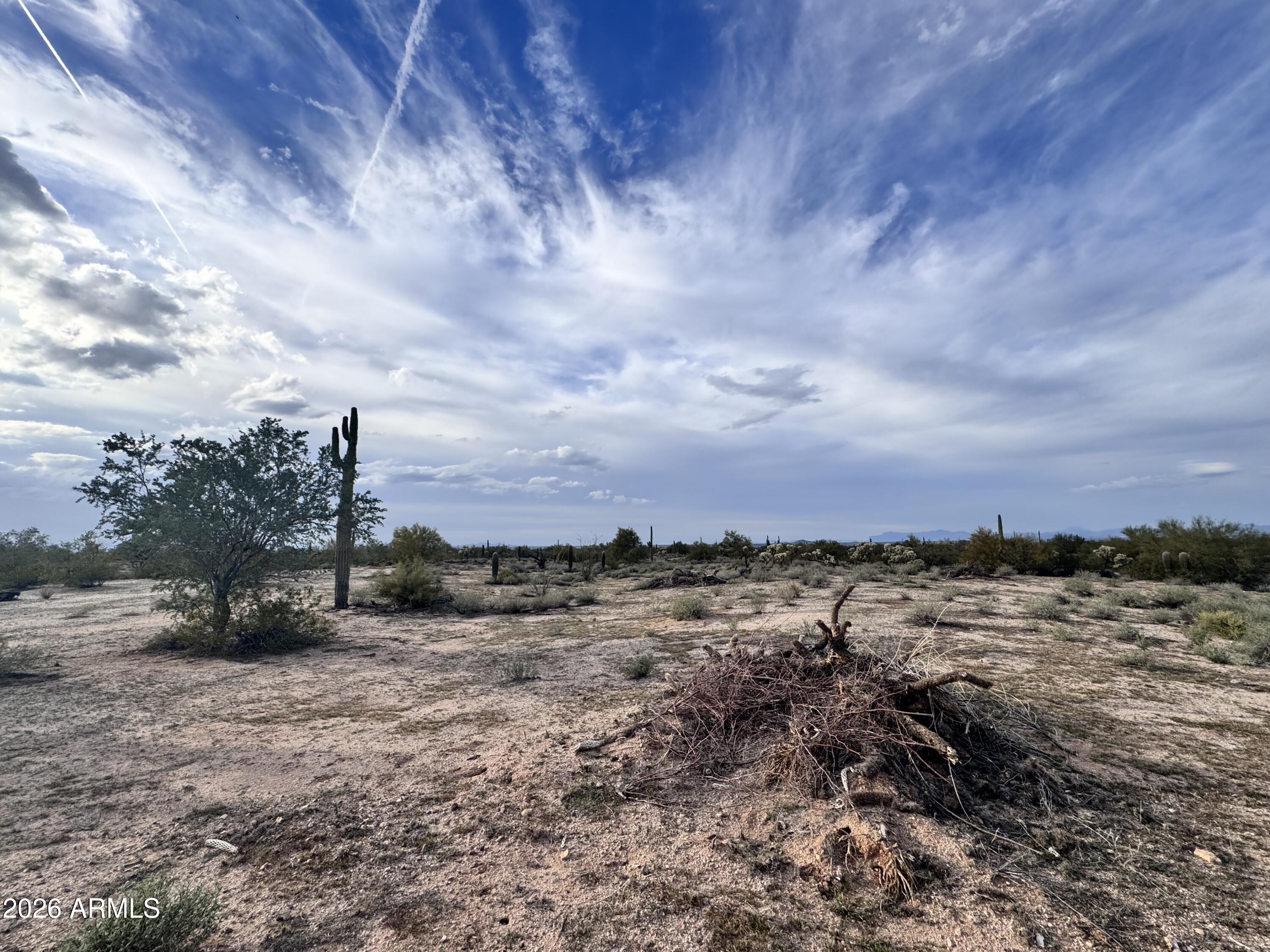14438 North Reed Road Florence, AZ 85132 - Photo 17 of 28 a view of a lake with houses