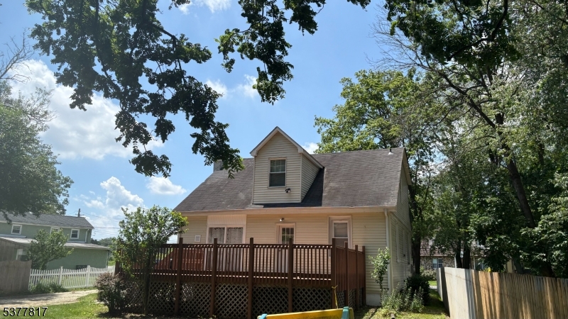 1776 North Tuckahoe Road Williamstown, NJ 08094 - Photo 5 of 16 a house view with a outdoor space