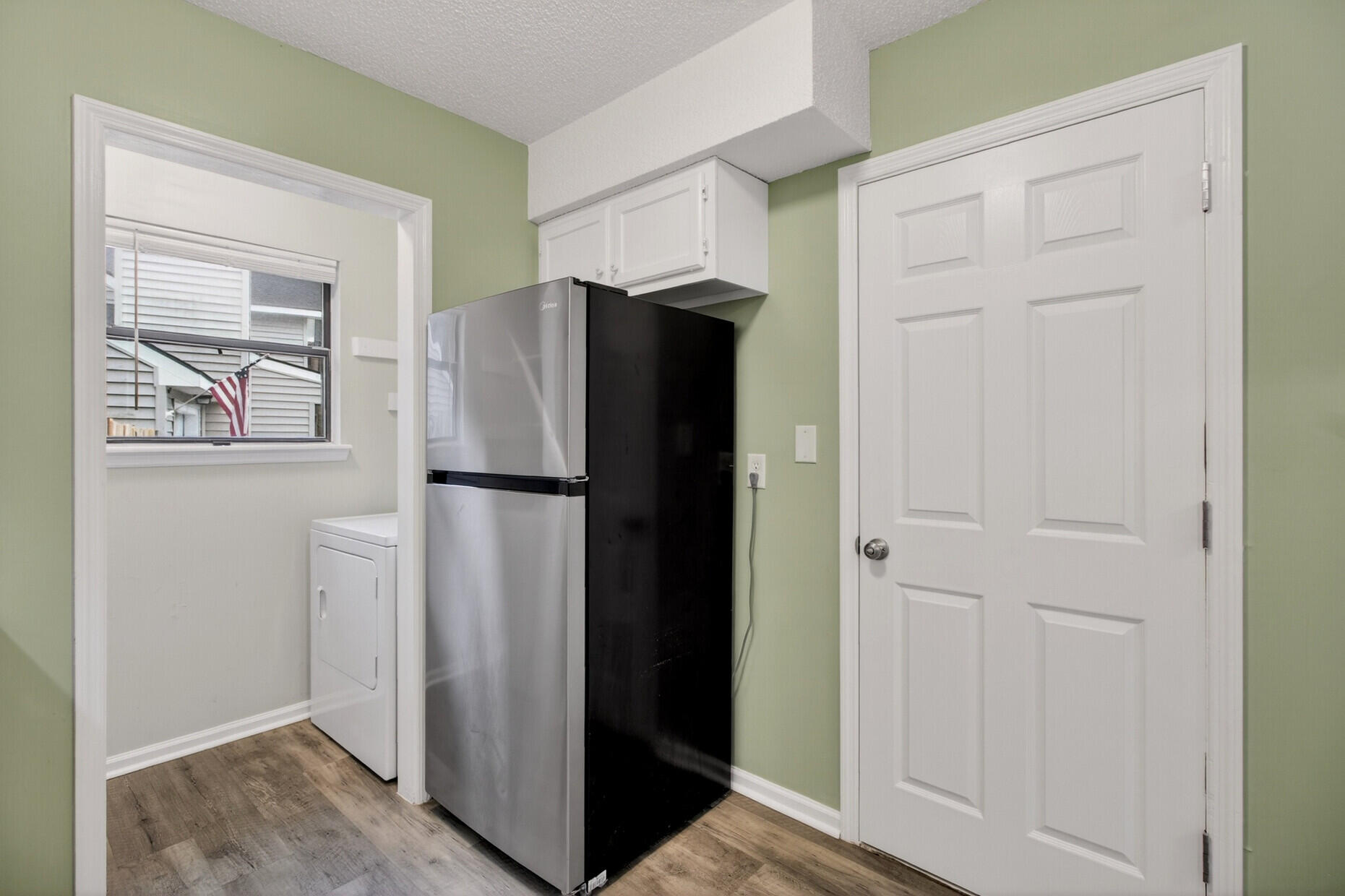 105 Traders Station Road Summerville, SC 29486 - Photo 14 of 40 Kitchen