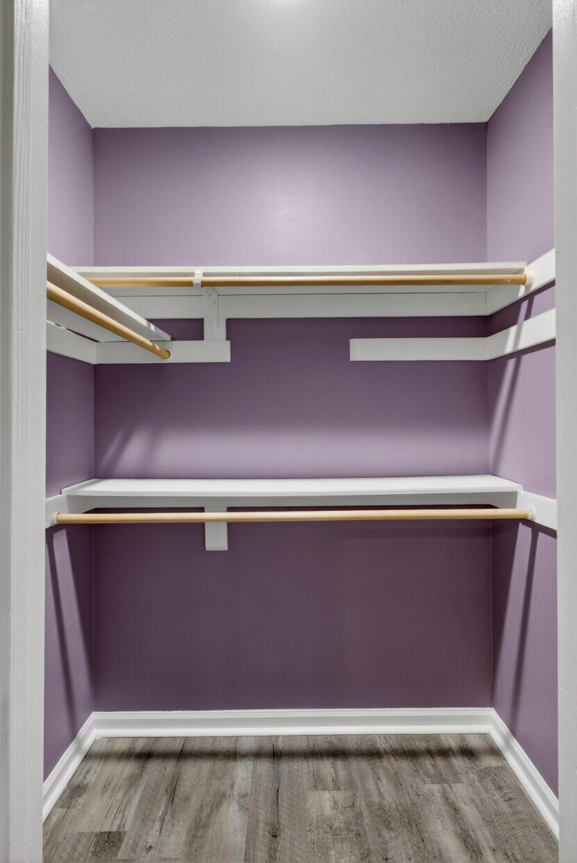 105 Traders Station Road Summerville, SC 29486 - Photo 28 of 40 Third Bedroom Closet