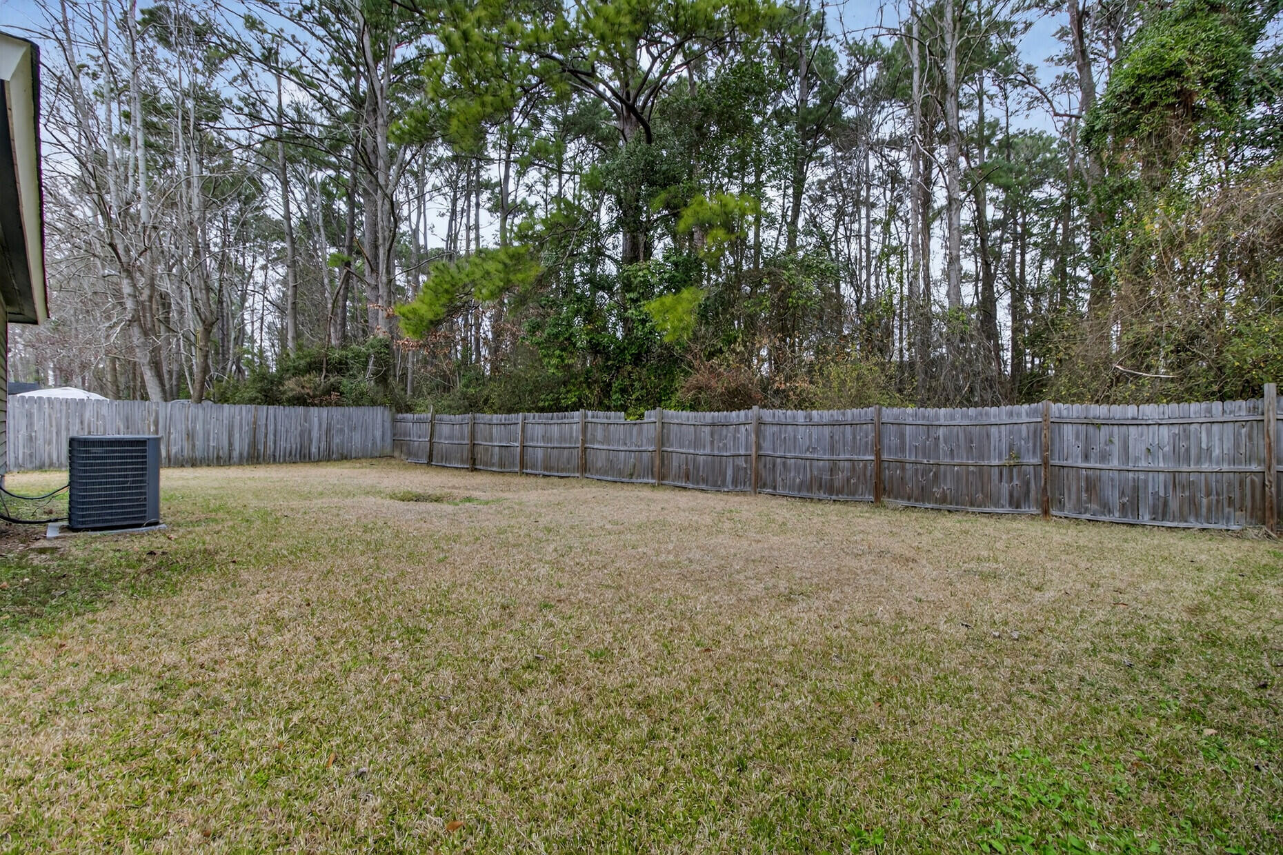 105 Traders Station Road Summerville, SC 29486 - Photo 34 of 40 Backyard