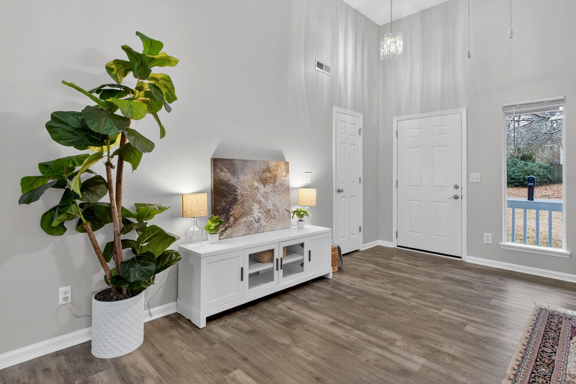 105 Traders Station Road Summerville, SC 29486 - Photo 5 of 40 Inside entry