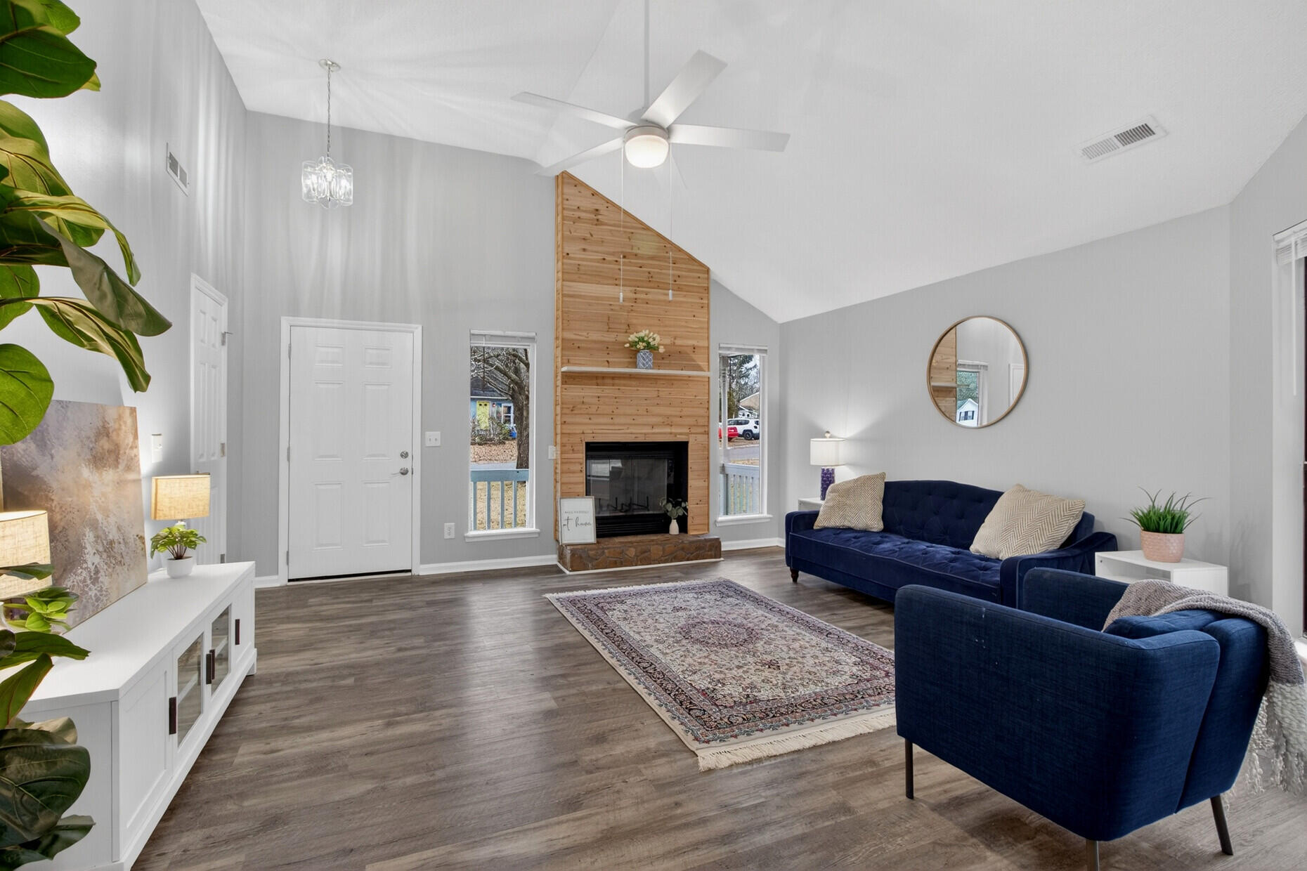 105 Traders Station Road Summerville, SC 29486 - Photo 8 of 40 Living area