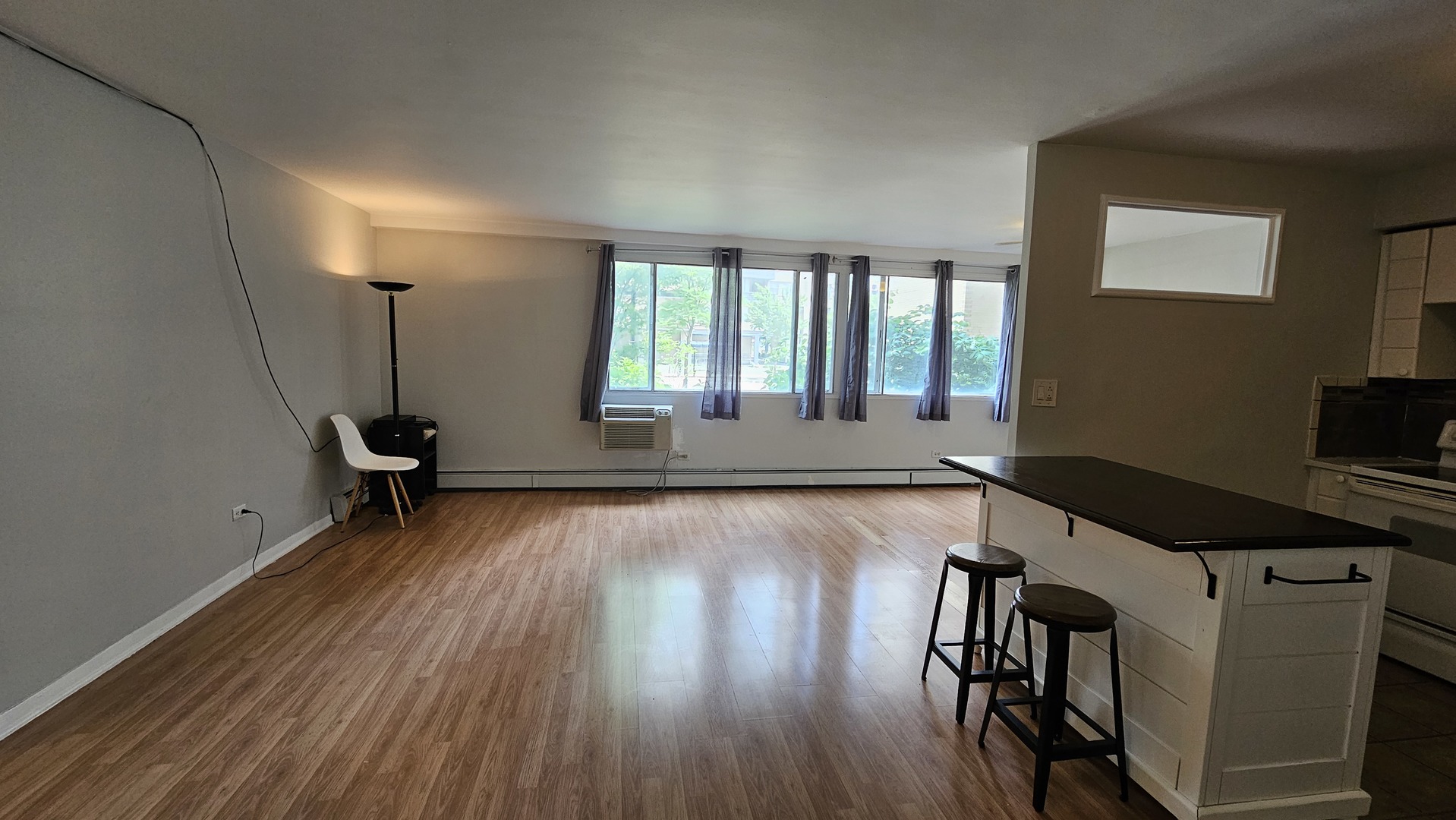 6300 North Sheridan Road, Unit 107 Chicago, IL 60660 - Photo 12 of 27 Gallery Image 12