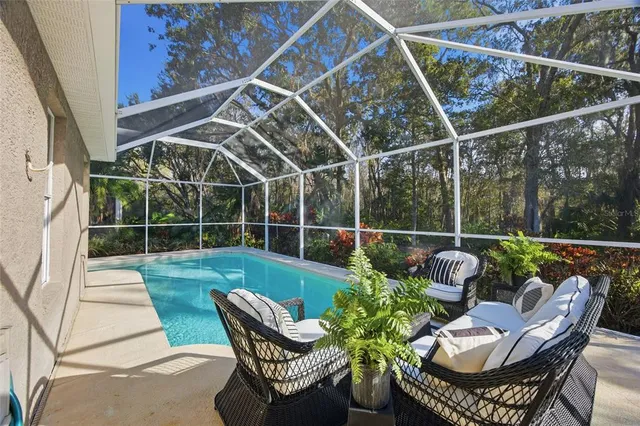 $749,999 | 10403 Applecross Lane, Tampa, FL 33626