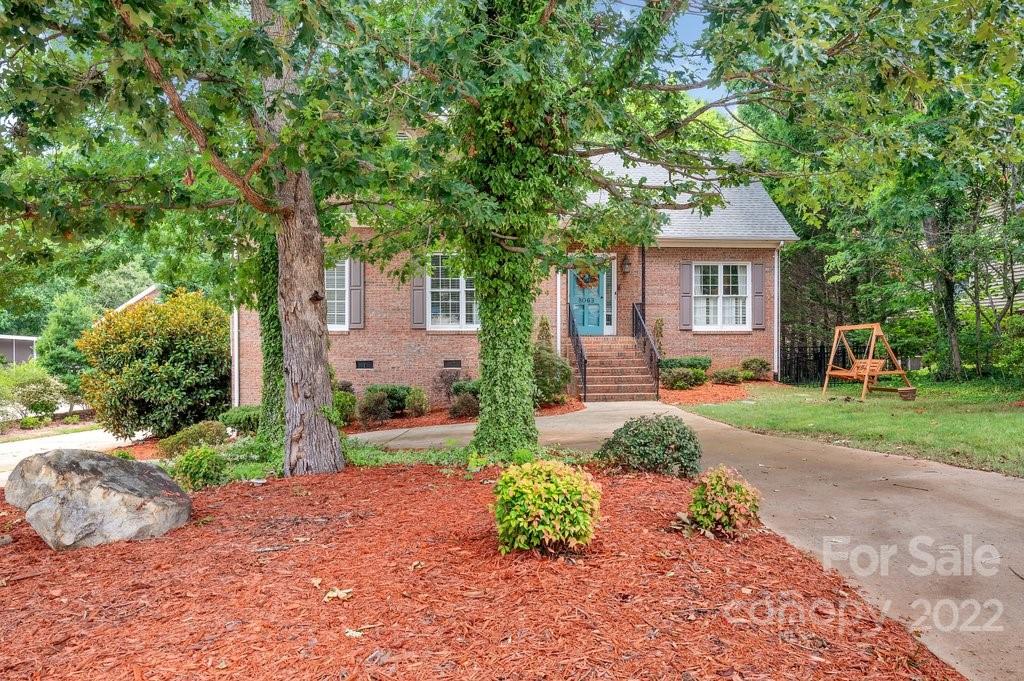 8065 Stevens Mill Road Matthews, NC 28104 - Photo 2 of 33 Gallery Image 2