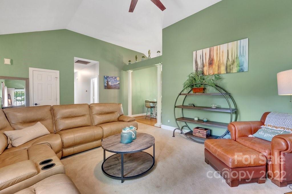 8065 Stevens Mill Road Matthews, NC 28104 - Photo 6 of 33 Gallery Image 6