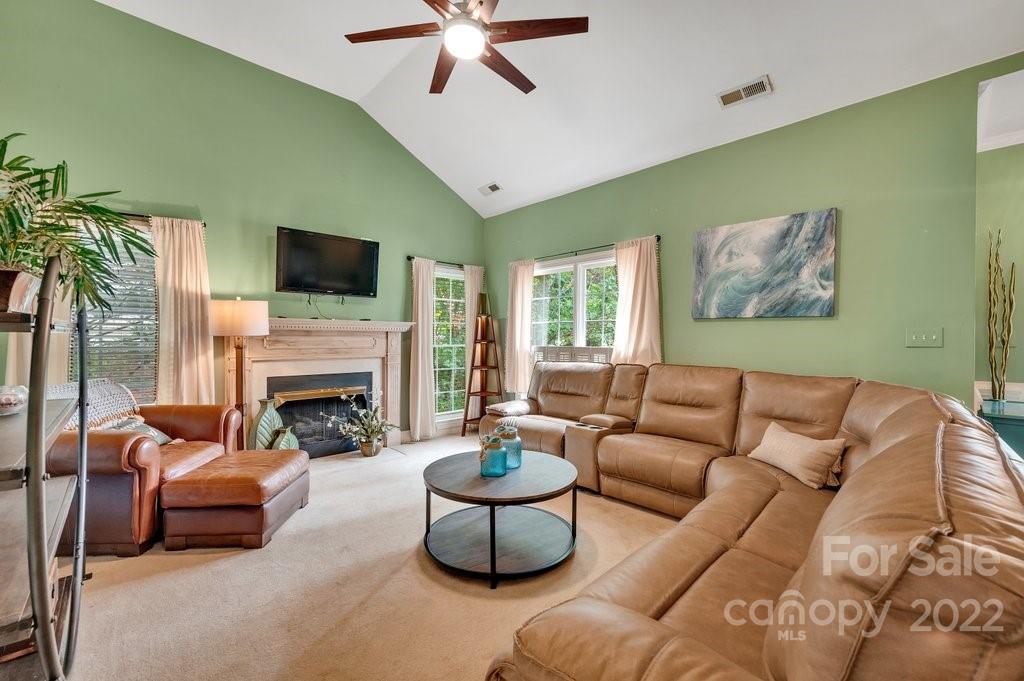 8065 Stevens Mill Road Matthews, NC 28104 - Photo 7 of 33 Gallery Image 7