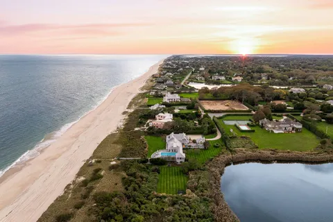$44,500,000 | 137 Murray Lane, Southampton, NY 11968