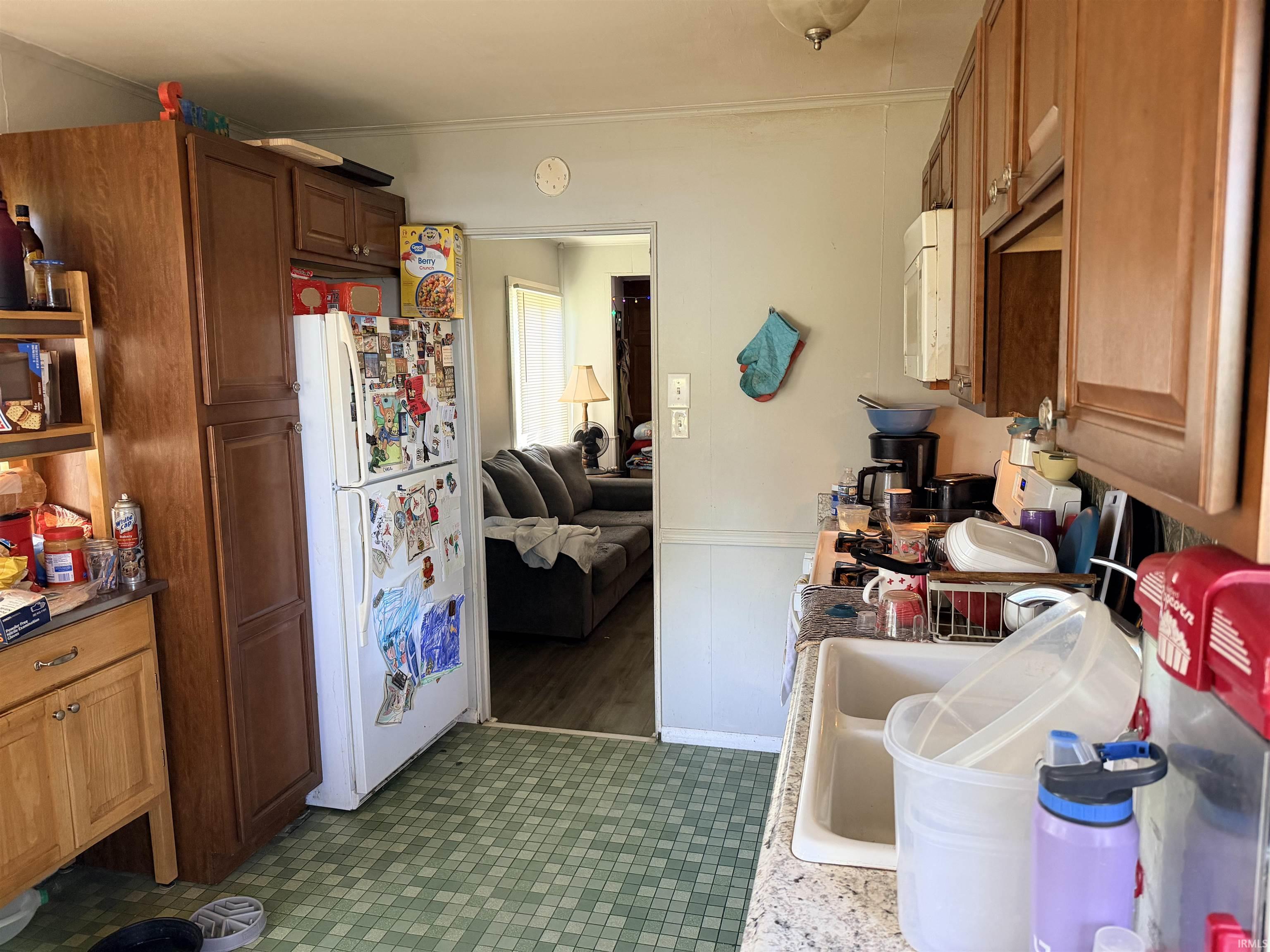 420 South Keesling Road Muncie, IN 47304 - Photo 7 of 19