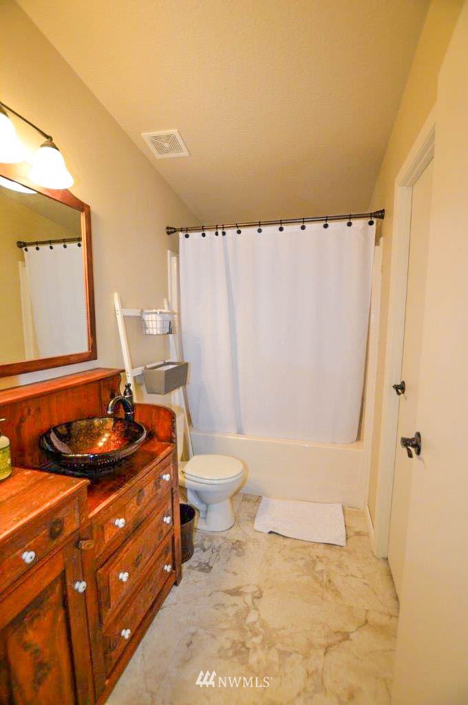 625 Gore Road Kalama, WA 98625 - Photo 16 of 25 Gallery Image 16
