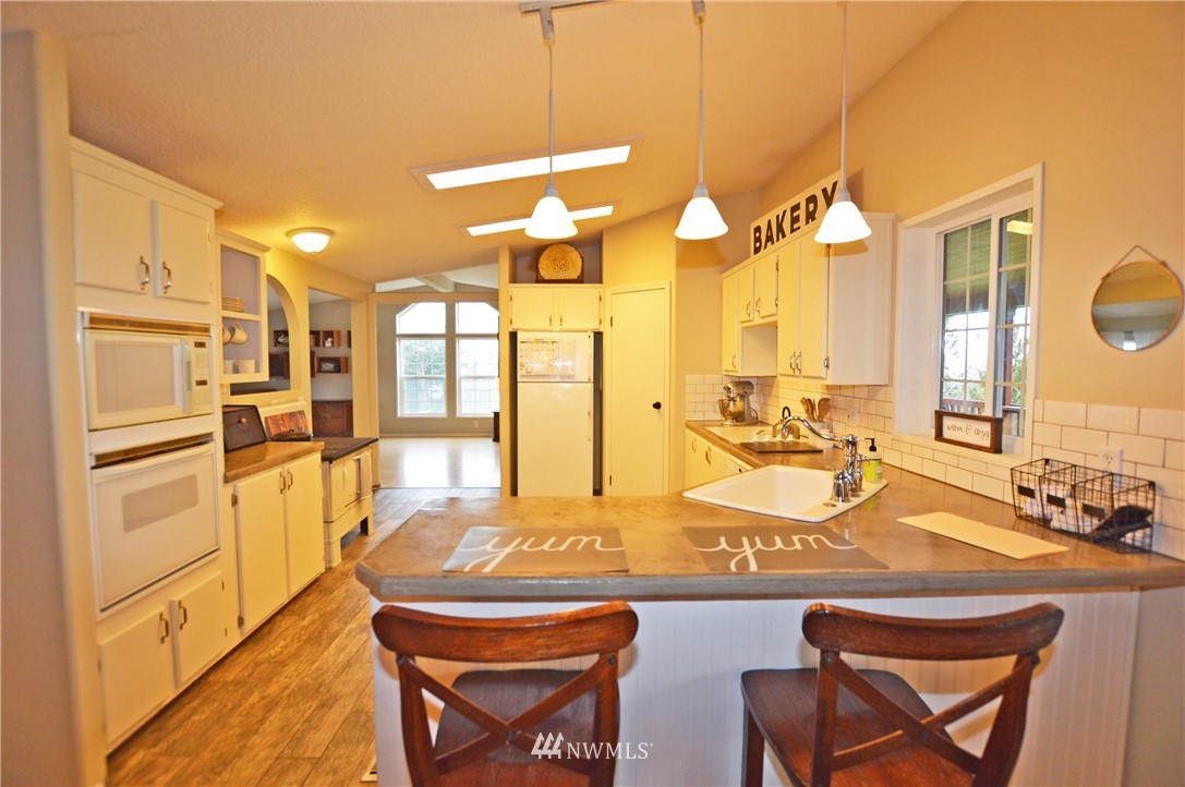 625 Gore Road Kalama, WA 98625 - Photo 7 of 25 Gallery Image 7